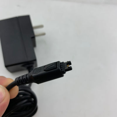 TETRA MTH500 MTH800 Walkie Talkie Interphone Charger para carregamento fácil e conveniente