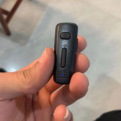ZELLO Walkie Talkie Earpiece Headset com microfone PTT e guarda-costas preto