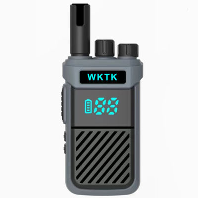 Potência de saída de 2W UHF Walkie Talkie portátil G86 400-470MHz com resistência à água IPX-1