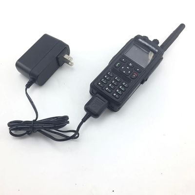 Acessório de carregador de walkie-talkie para TETRA MTP3150 MTP3250 MTP6550 MTP6750 12V-24V
