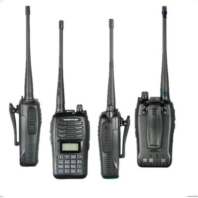 O mais poderoso walkie talkie T550 VHF/UHF com potência de saída de 4W e 16 canais de armazenamento