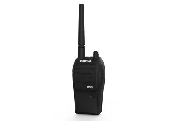 Rádio à prova d'água de banda dupla com impedância de antena de 50Ω e capacidade de bateria de 3800mAh