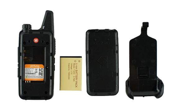 Comunicação de longa distância tornou-se fácil com 2W VHF Walkie Talkie e Six Way Charger