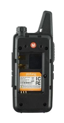 Comunicação de longa distância tornou-se fácil com 2W VHF Walkie Talkie e Six Way Charger