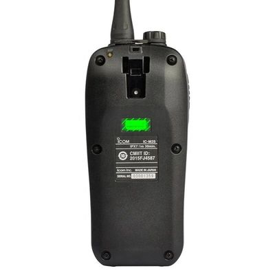 IC-M25 Intercom portátil Walkie Talkie 5W 128 / 16 canais impermeável portátil preto em 2024
