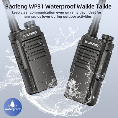 UHF 400-470MHz Walkie Talkie portátil Tipo-C Carregar Atualização BF-888S Rádio para Ar Livre