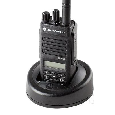 Xir P6620 UHF VHF Walkie-Talkies portáteis Nível de resistência à água IPX5 60* 40* 117mm