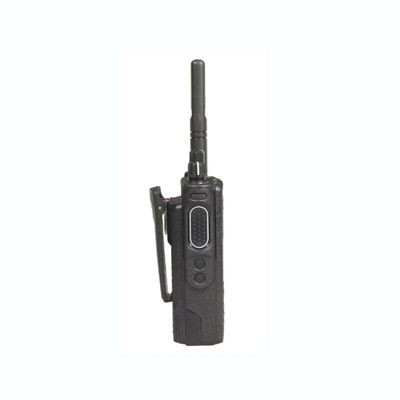 7.4V Voltagem de funcionamento Walkie-Talkie portátil DGP8550 com e com características de rádio digital