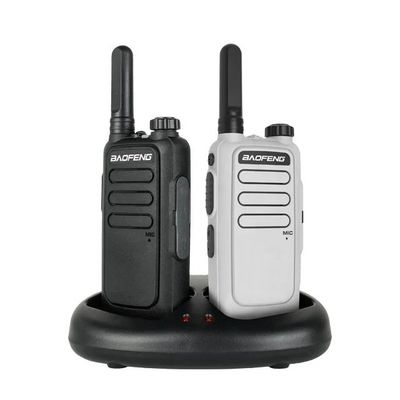 Baofeng BF-T15 de cabelos retos Mini Intercom portátil de dupla banda IPX5 Nível de resistência à água