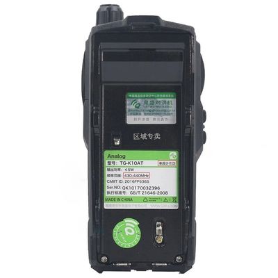 Walkie Talkie preto com capacidade de bateria de 4000mAh e digitalização de múltiplas frequências