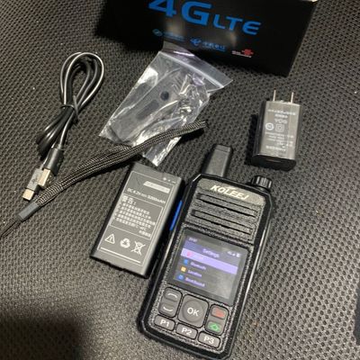 Walkie Talkie 4G portátil com GPS, cartão SIM WCDMA Wifi Bluetooth e Zello Wireless