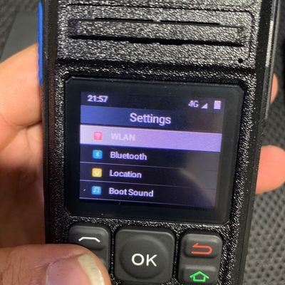 Walkie Talkie 4G portátil com GPS, cartão SIM WCDMA Wifi Bluetooth e Zello Wireless