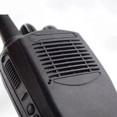 Radio UHF/VHF Digital Walkie Talkie portátil com bateria de iões de lítio e alcance de conversação de 5-10 km