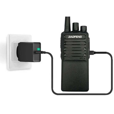 Negro Bf-C5 UHF Android Carregador USB Vox PC Programação Wireless Walkie Talkie Modelos digitais XIR P3688 DP1400 CP200D DEP450