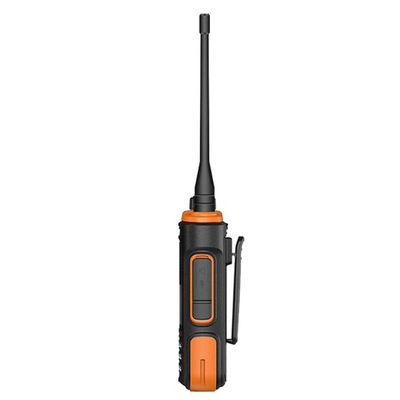 Dual Band Walkie Talkie Digital XIR P3688 DP1400 CP200D DEP450 com e cor preta