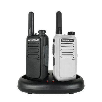 Dual-Band Ham Colorido Walkie Talkie portátil 400-470mhz 16 Canal 3.7v Portátil Portátil 3-6km