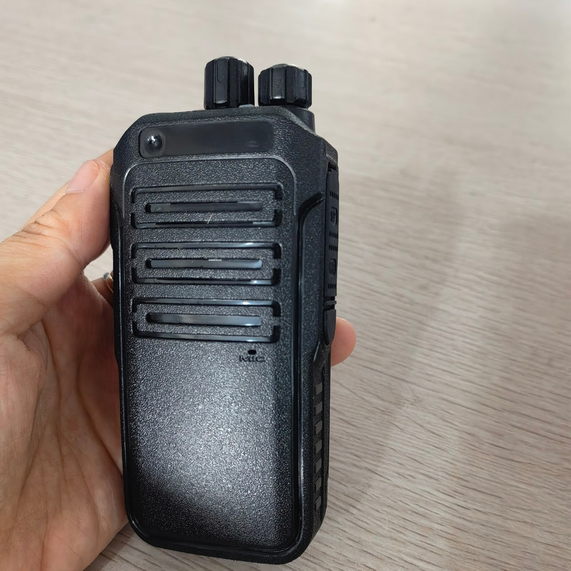 Ultra-Long Standby Time Mini Radio Walkie Talkie Handheld Toy com 1W de Potência e 3km de Alcance